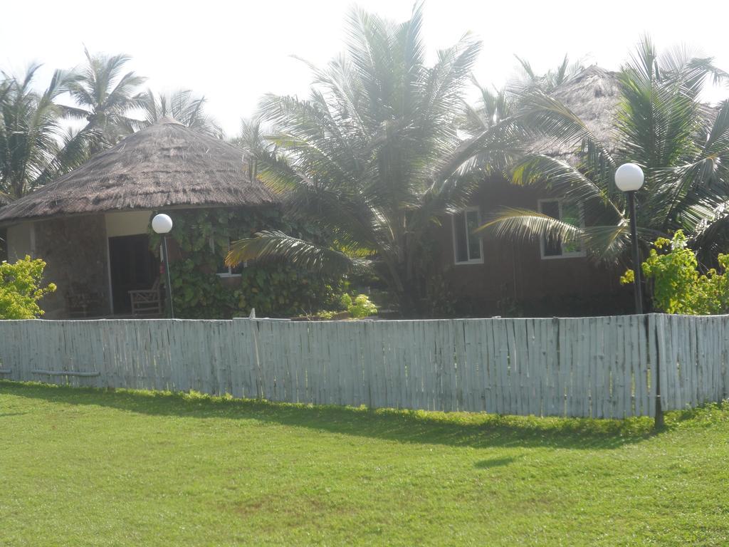 Legacy Tribe Beach Resort Prampram Exterior foto