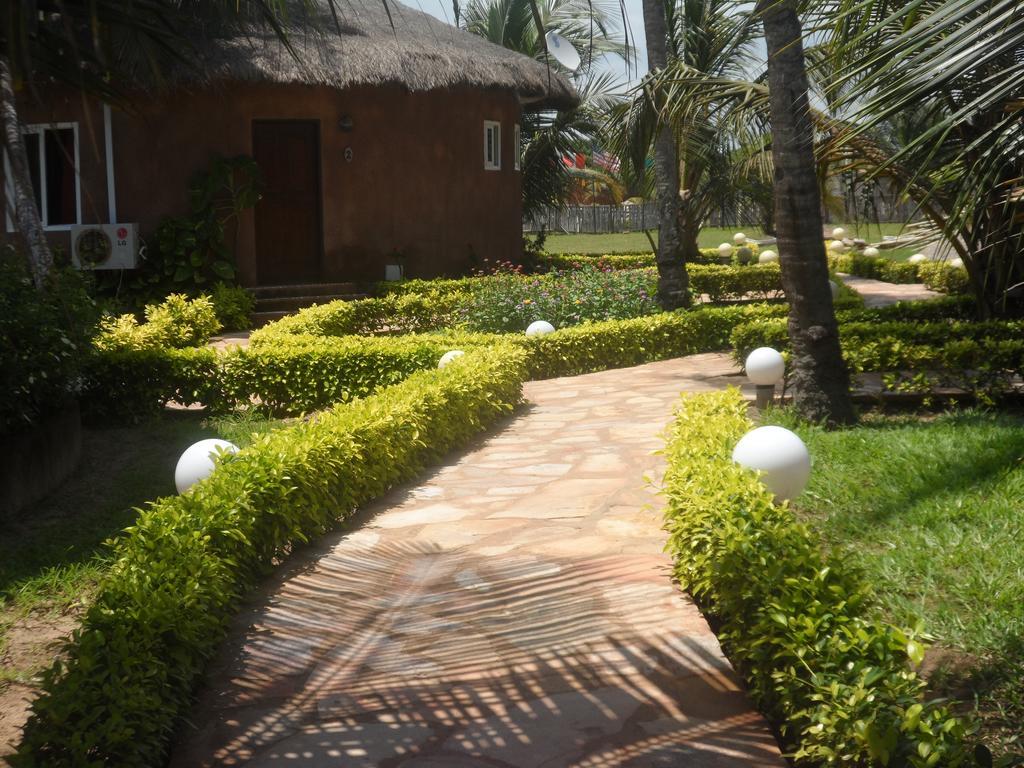Legacy Tribe Beach Resort Prampram Exterior foto