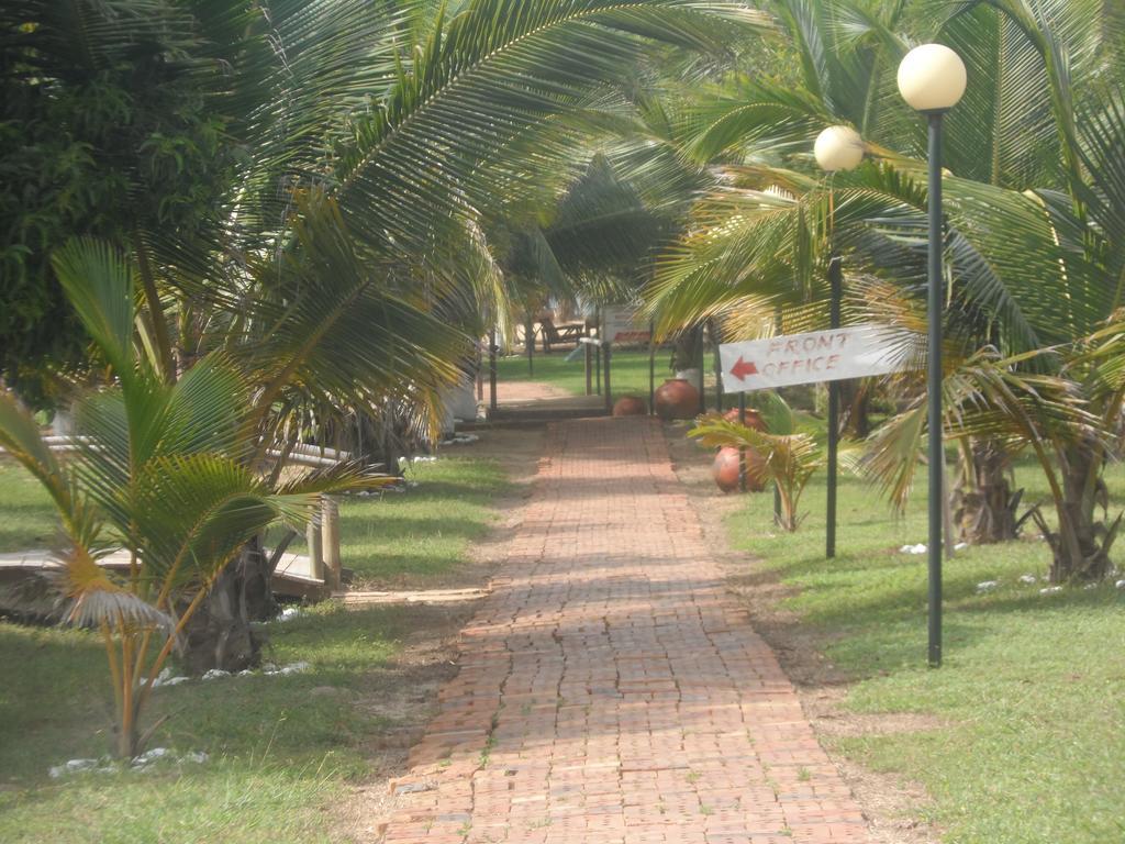 Legacy Tribe Beach Resort Prampram Exterior foto